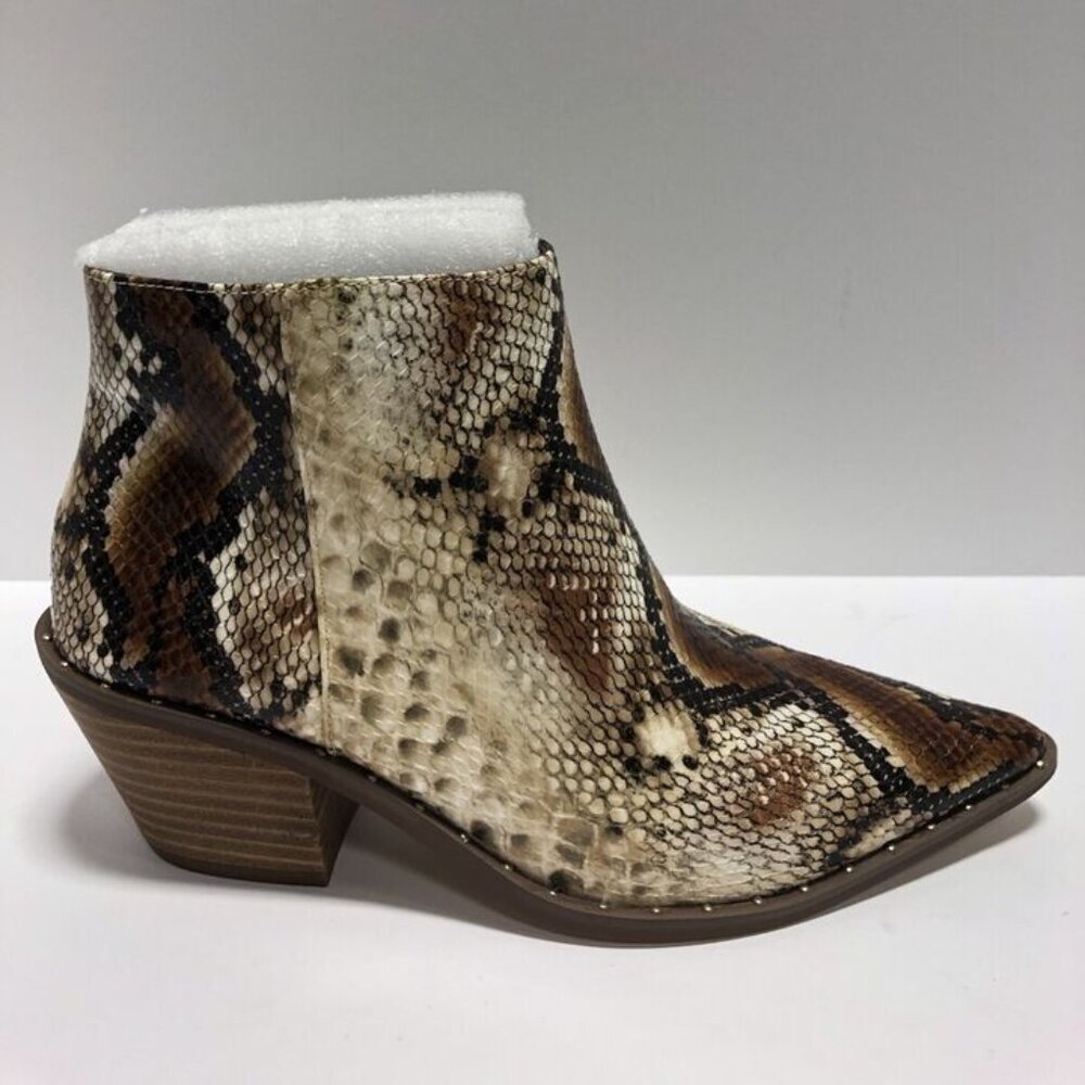 Charles David Women’s Plato Boot Brown Size 6 M